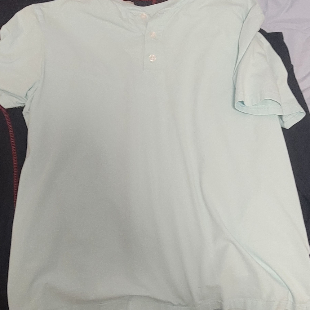 Plain t-shirt